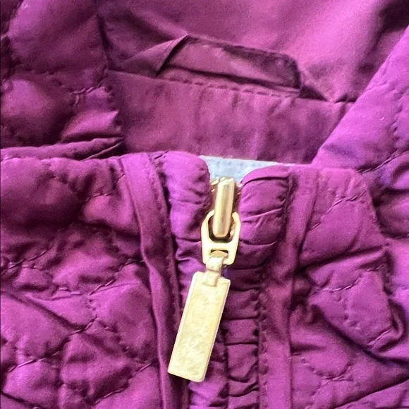 Charter Club Midnight In Paris Quilted Açaí Berry Sleeveless Vest Zip Front Med - Picture 2 of 4